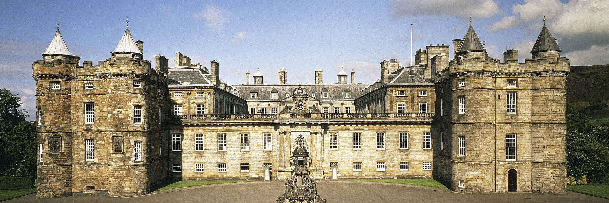 Cung điện Holyroodhouse (Palace Of Holyroodhouse),...