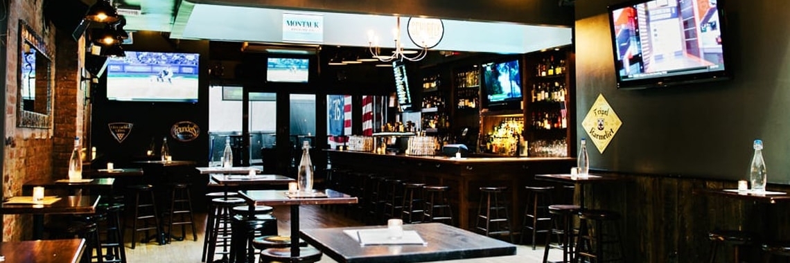 Quán rượu 3 chú khỉ (The Three Monkeys Pub)