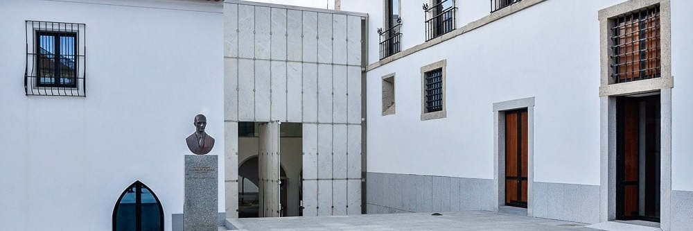 Diễn đàn Trung tâm Văn hóa Eugénio de Almeida (Cultural Centre Forum Eugénio de Almeida)