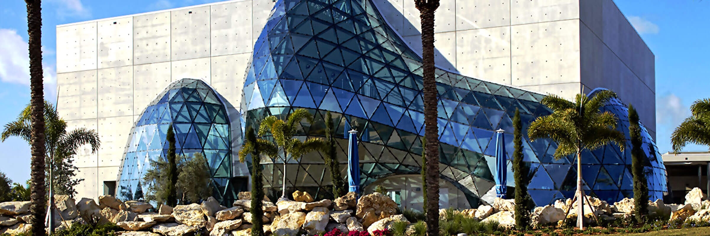 Bảo tàng Dali (The Dali Museum)