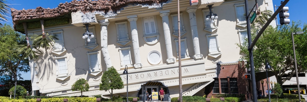 Khu giải trí WonderWorks (WonderWorks)