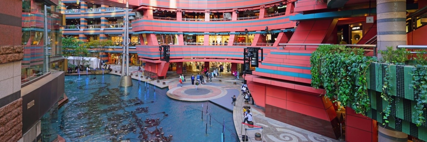 Khu thương mại Canal City Hakata (Canal City Hakata)