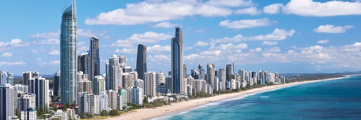 Bãi Biển Surfers Paradise  ( Surfers Paradise )