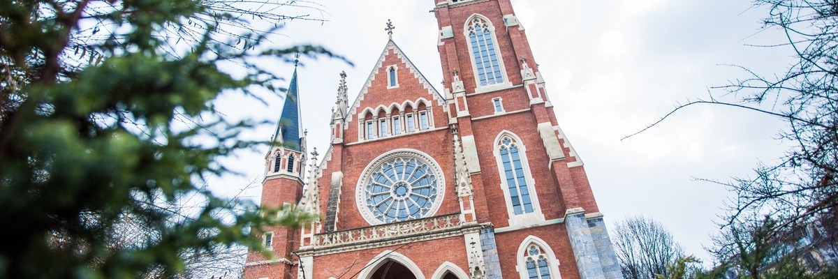 Nhà thờ Hồi giáo Herz Jesu Kirche (Herz Jesu Kirche)