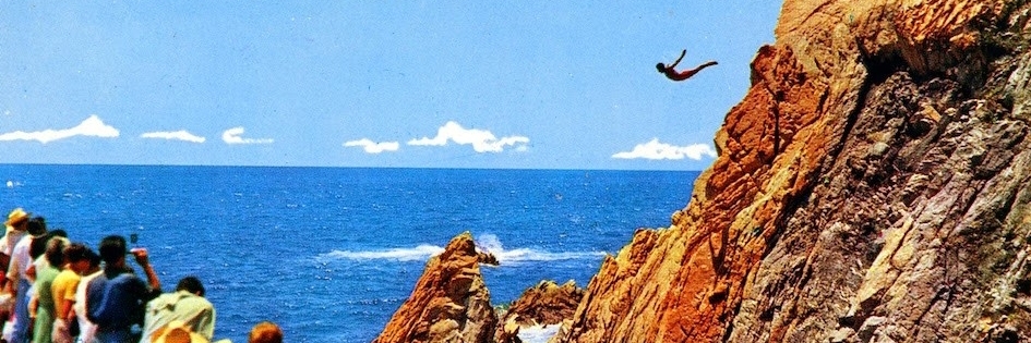 Ngắm nhìn những người thợ lặn vách đá La Quebrada (La Quebrada Cliff Divers Tours)