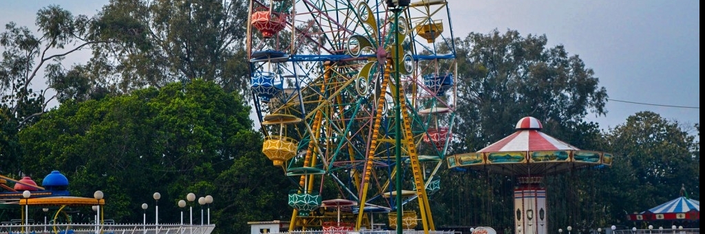 Công viên Gulshan Iqbal (Gulshan Iqbal Park)