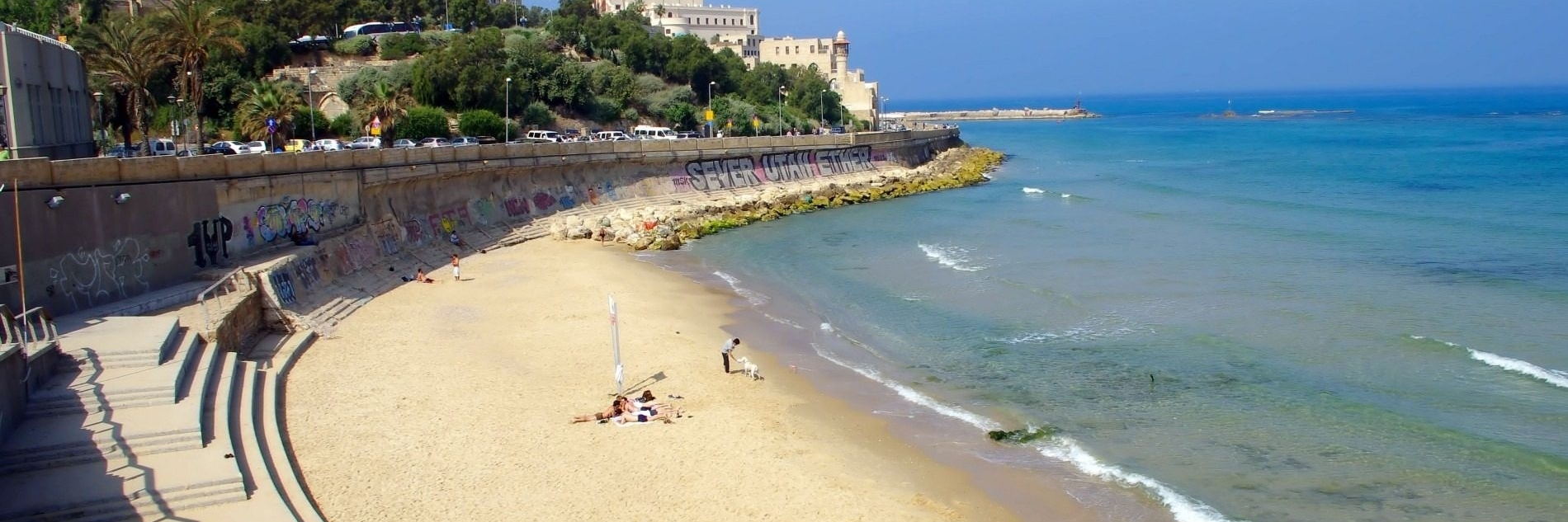 Bãi biển Herzliya (Herzliya Beach)