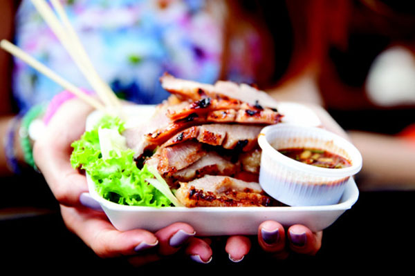 Hàng ngàn món ăn hấp dẫn đang chờ bạn trong sự kiện Lễ hội ẩm thực Food Fest 2017 lớn nhất tại Hà Nội