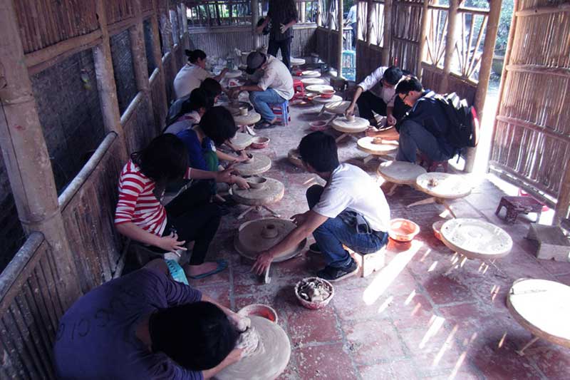 Hành trình khám phá làng gốm Bát Tràng