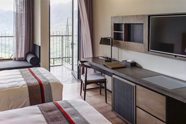 Khách sạn 5 sao duy nhất mới ra mắt có view "gây sốt" tại Sapa