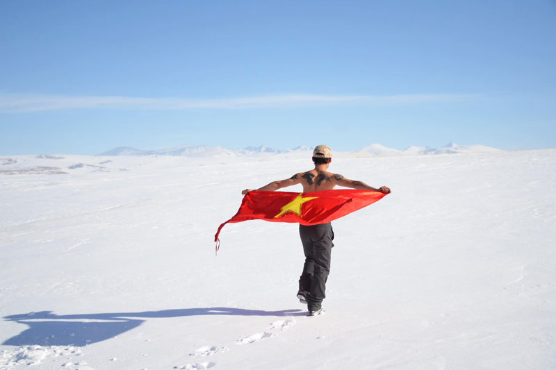 Đoàn thứ 2 - người Việt duy nhất khiến dân phượt xuýt xoa khi chinh phục băng tuyết ở thảo nguyên Mông Cổ thành công