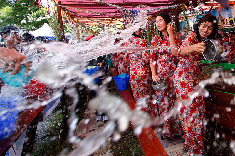 lễ hội té nước ở myanmar