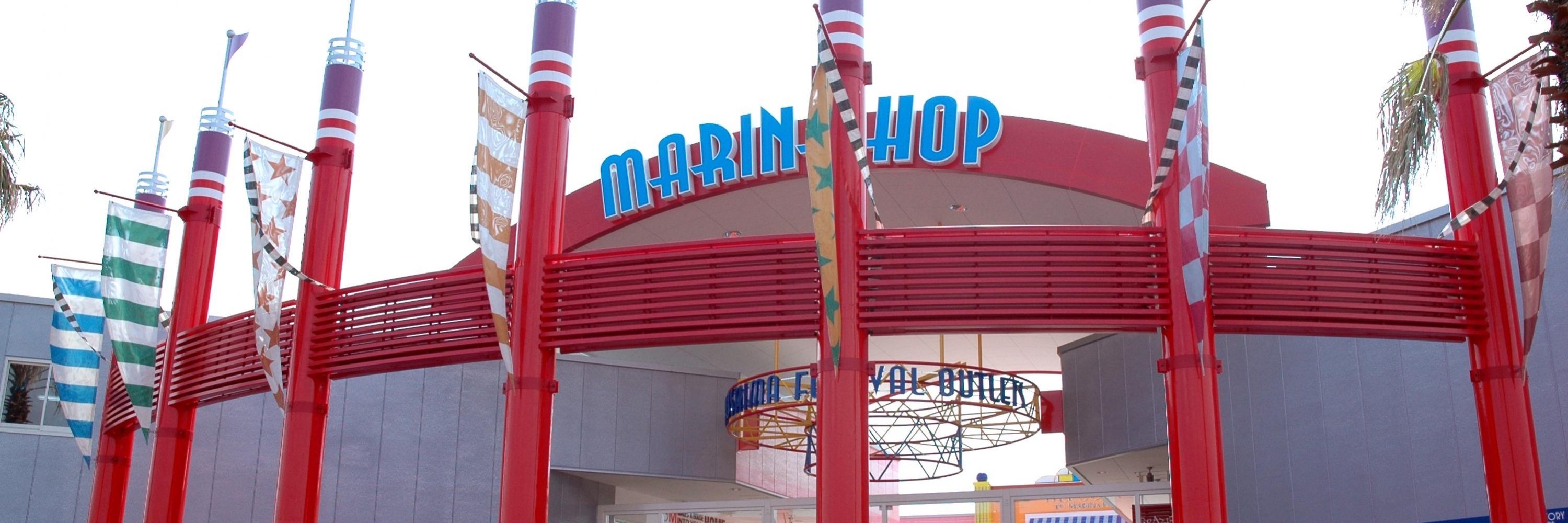 Bến du thuyền (Marina hop)