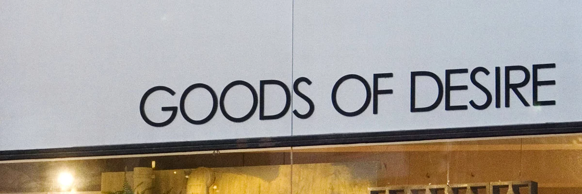 Cửa hàng quà tặng G.O.D. (G.O.D.)