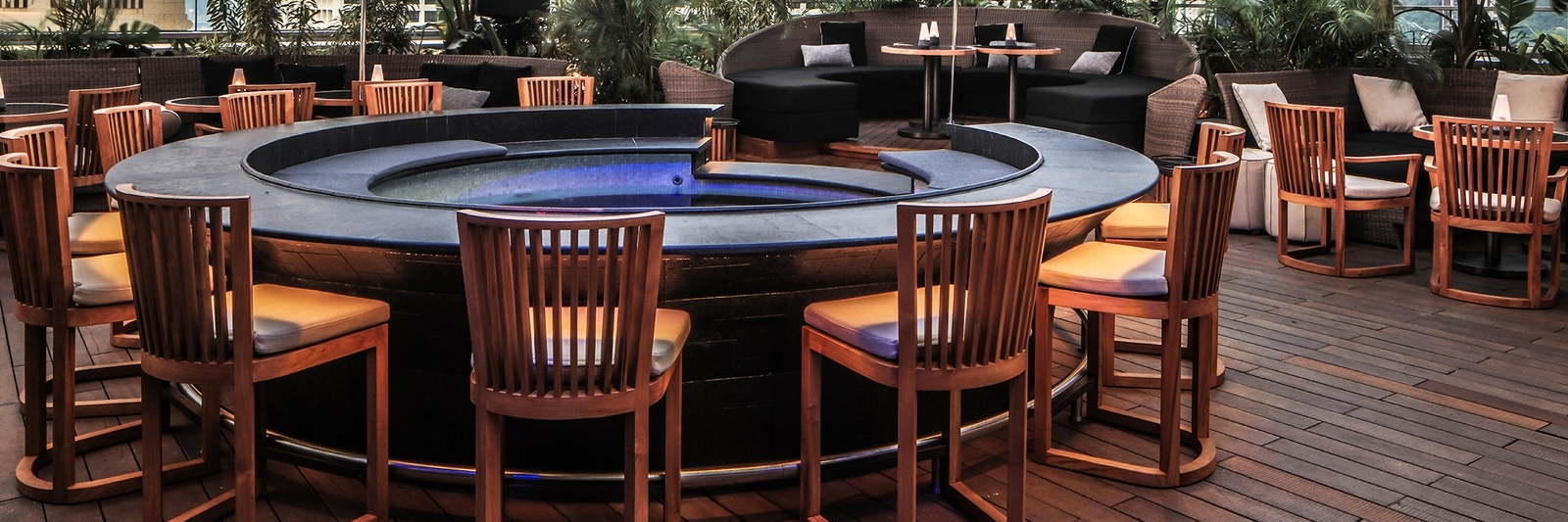 Nhà hàng Cé La Vi (Cé La Vi)