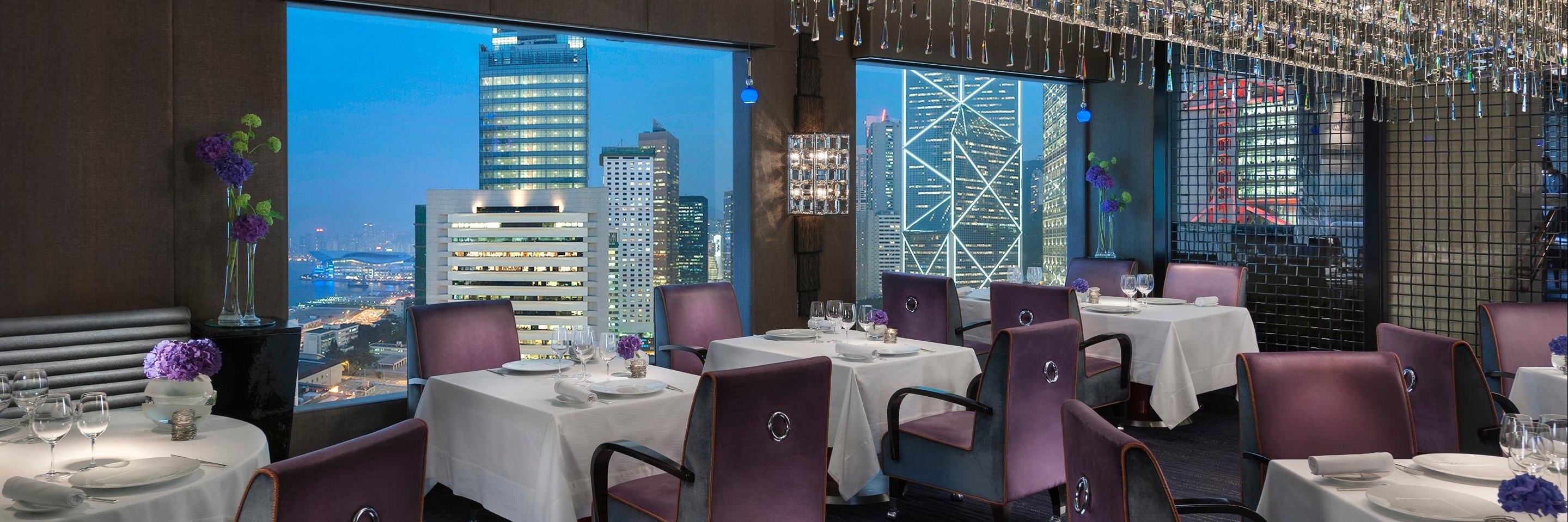 Nhà hàng Pierre (Pierre)