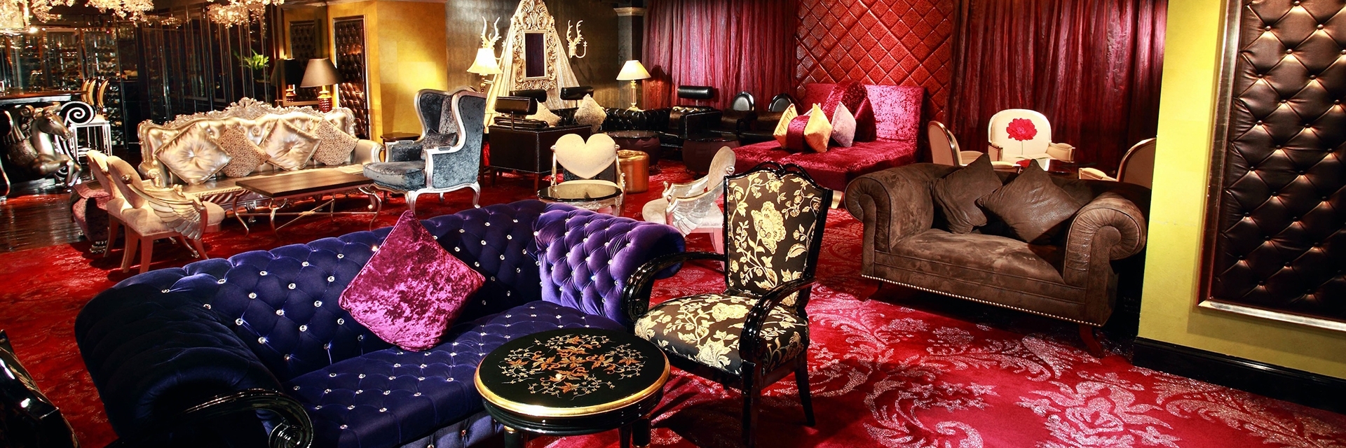 Quán bar nhạc sống Dada (Dada Bar + Lounge)