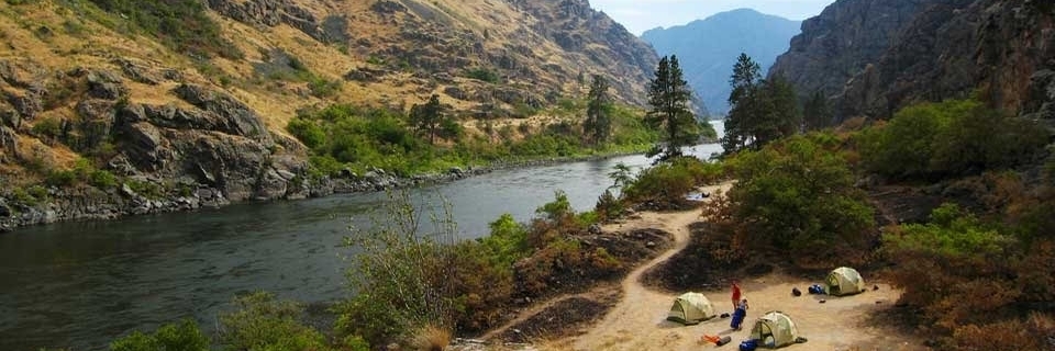 Khu giải trí quốc tế Hẻm núi Địa ngục (Hells Canyon National Recreation Area)