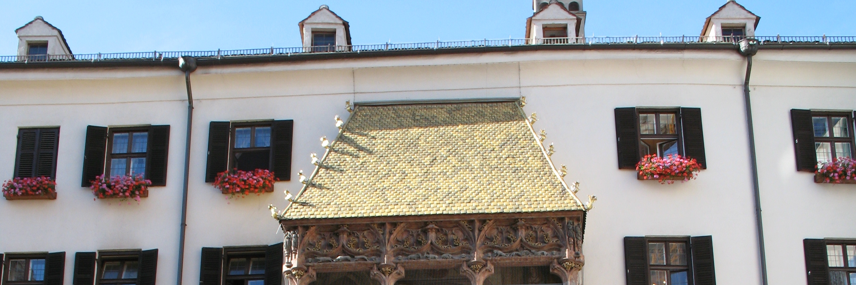 Nhà mái vàng (Goldenes Dachl)