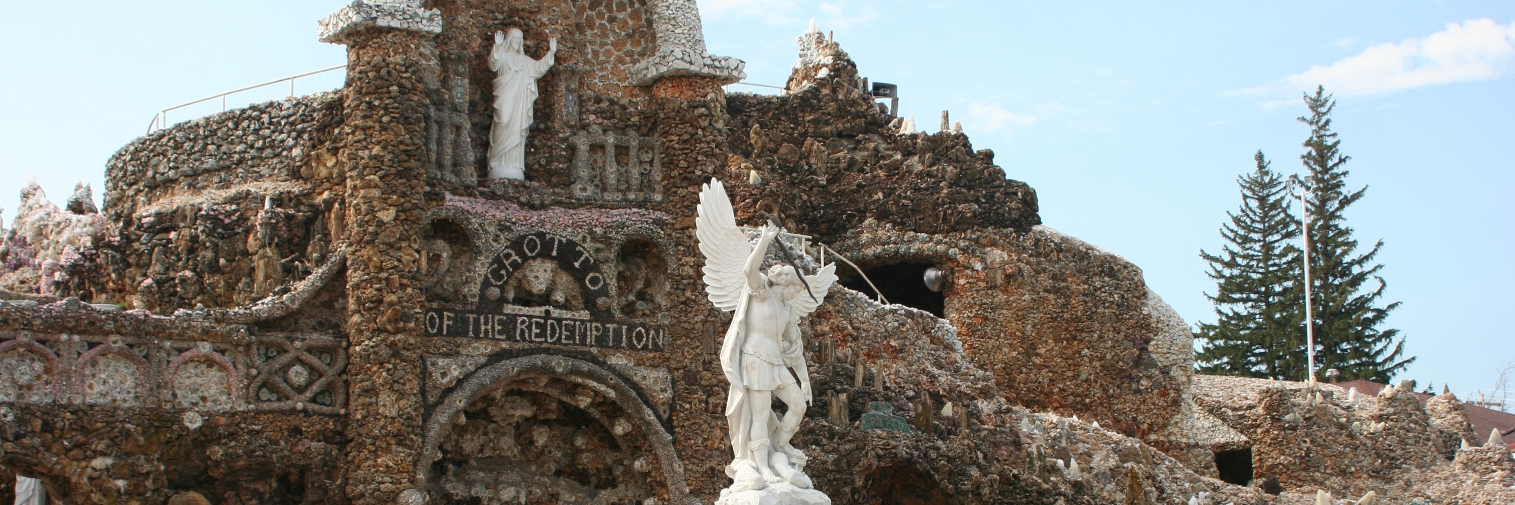 Địa điểm Grotto of the Redemption (Grotto of the Redemption)