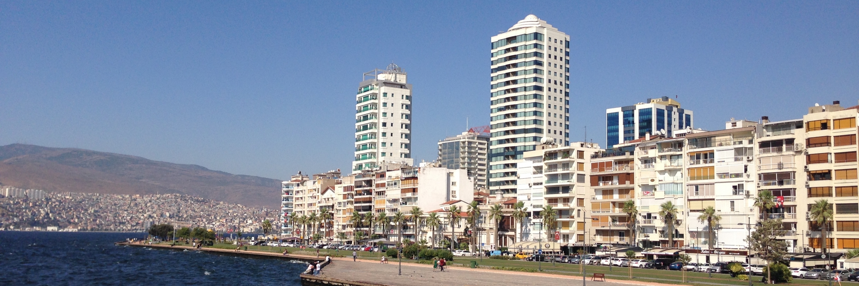Thị trấn cảng biển Alsancak