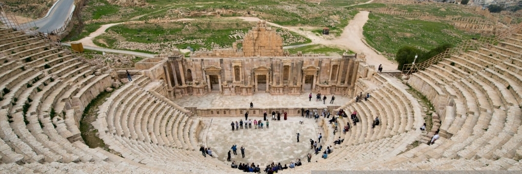 Nhà hát phía Nam (South Theatre)
