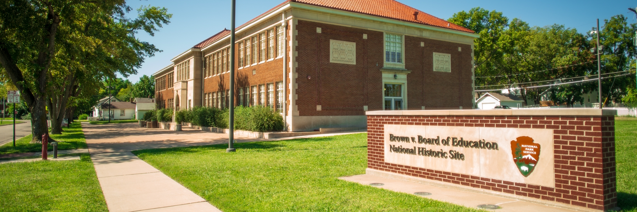 Hội Đồng Giáo Dục Lịch Sử Quốc Gia Brown v Board(Brown v Board of Education National Historic Site)