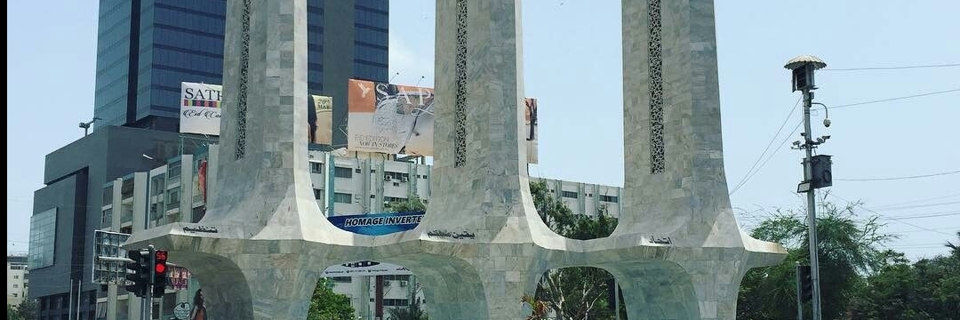 Tượng đài Ba thanh kiếm (Three Swords Monument)