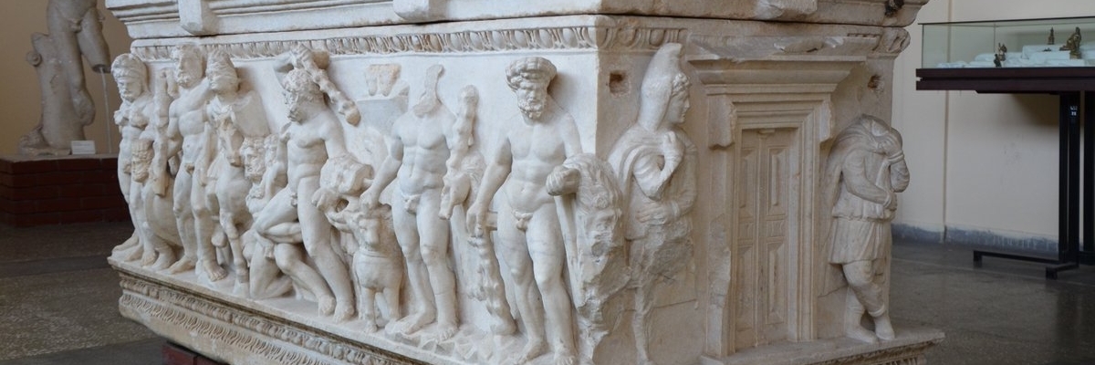 Bảo tàng Khảo cổ học (Archaeological Museum)