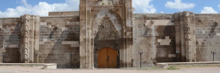 Địa điểm Karatay Han (Karatay Han)