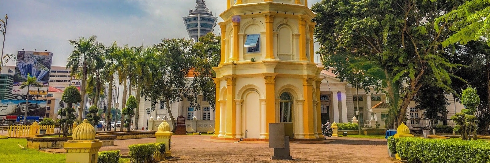 Tháp Nobat (Nobat Tower)