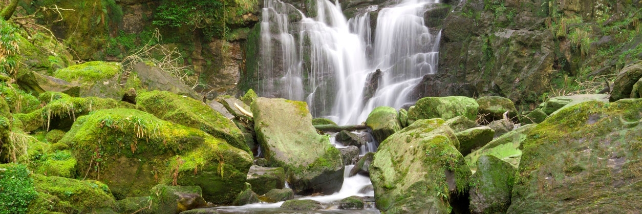 Thác Torc (Torc waterfall)