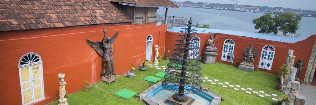 Khách sạn bảo tàng Ginger House (Ginger House Museum Hotel)
