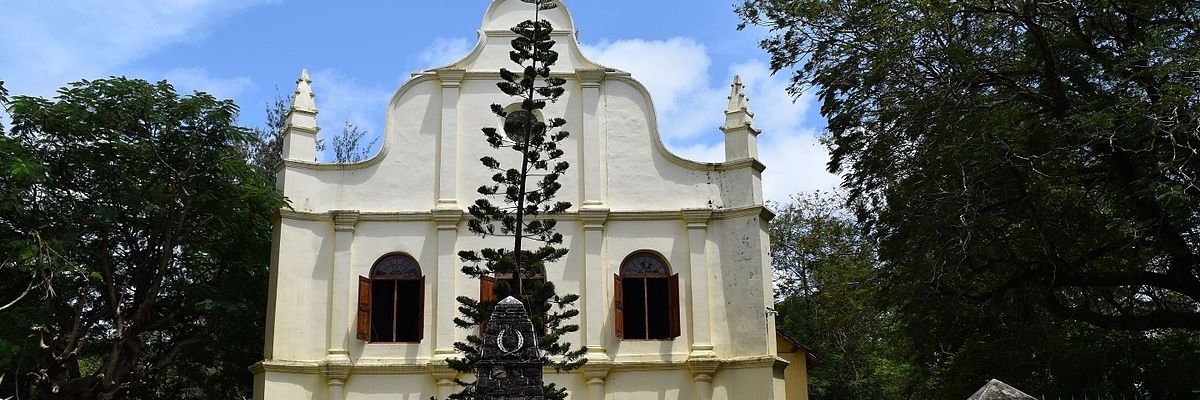 Nhà thờ Thánh Francis (St Francis Church)