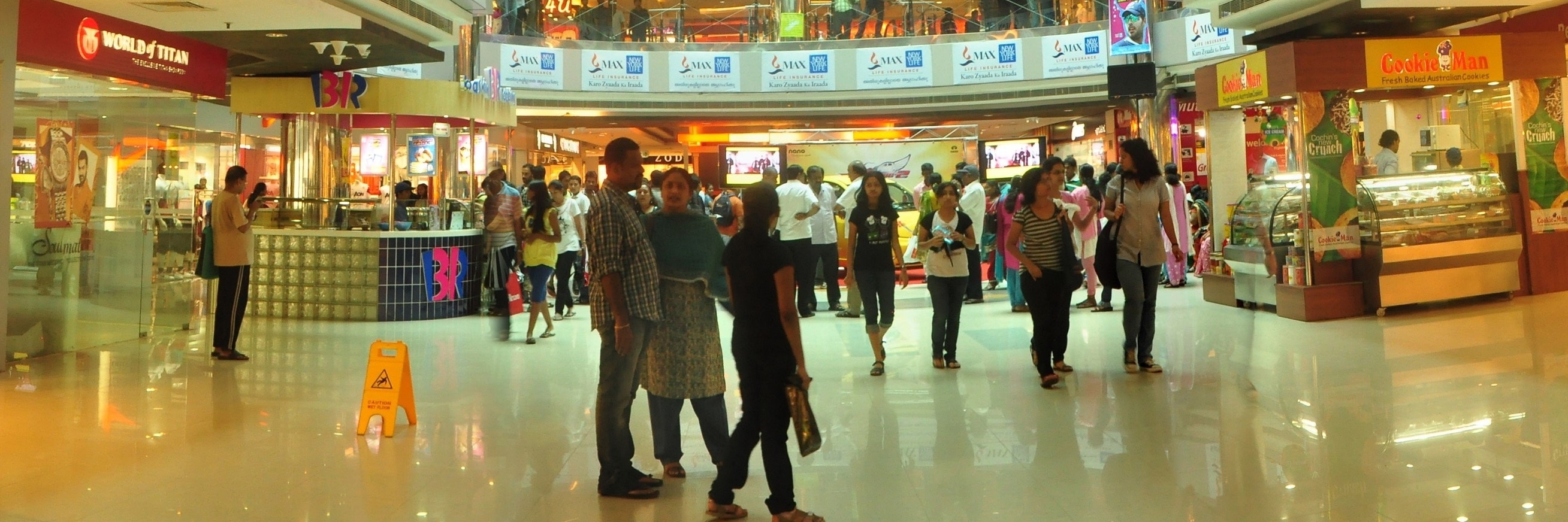Trung tâm mua sắm Centre Square (Centre Square Mall)