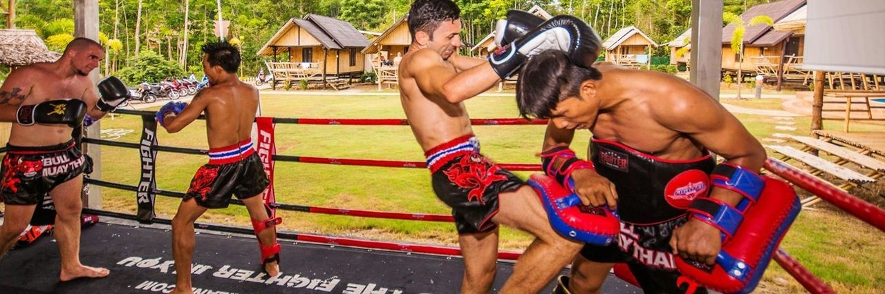 Thăm Trung Tâm Muay Thái Bull Muay Thai Krabi Thailand Krabi Thái Lan