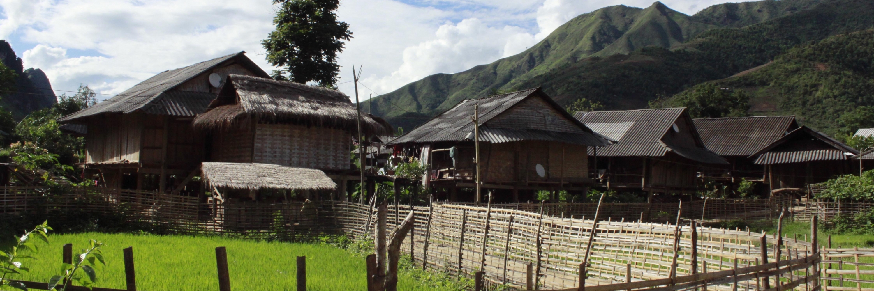 Bản Hon (Hon Village)