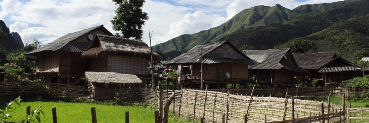 Bản Vàng Pheo (Vàng Pheo Village)