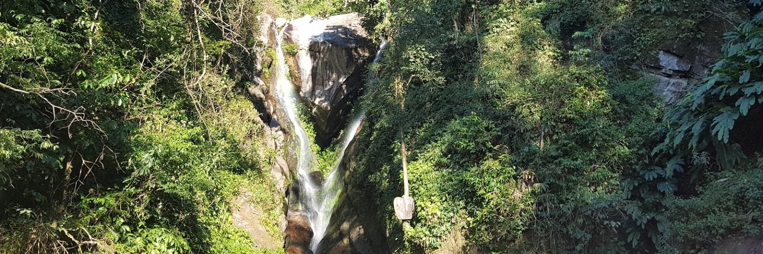 Thác Trái Tim (Heart-shaped Waterfall)