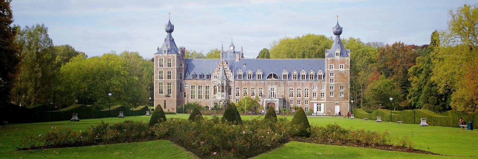 Lâu đài Arenberg (Arenberg Castle)