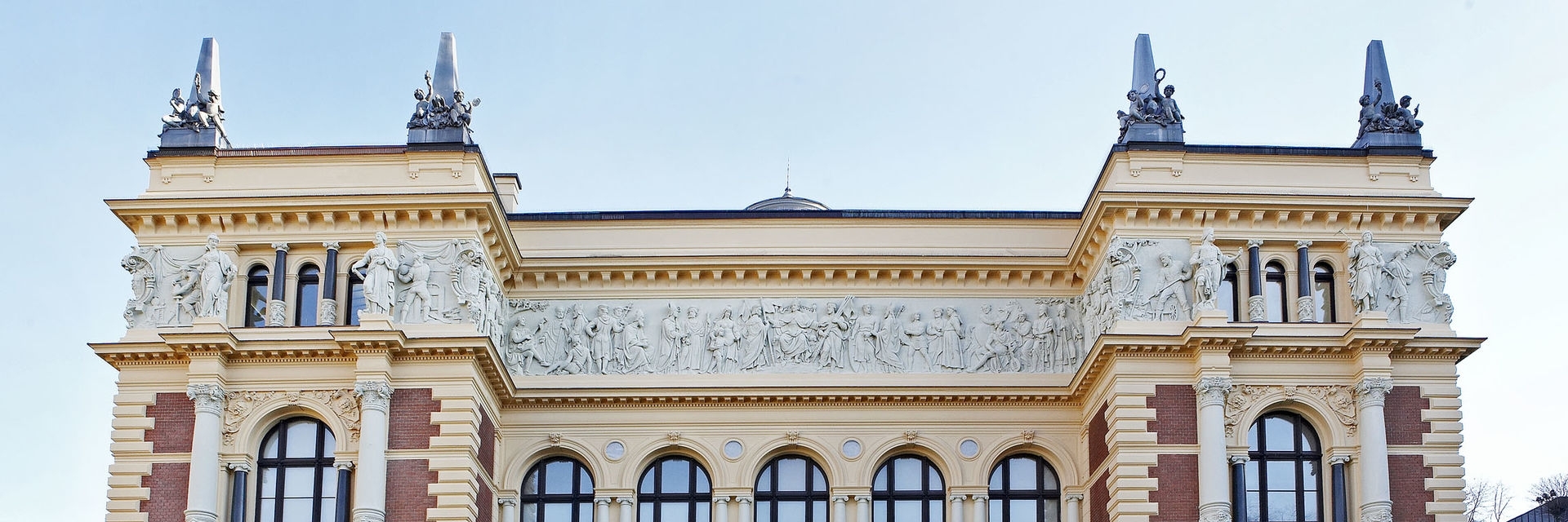 Bảo tàng nghệ thuật Linz (Landesgalerie Linz)