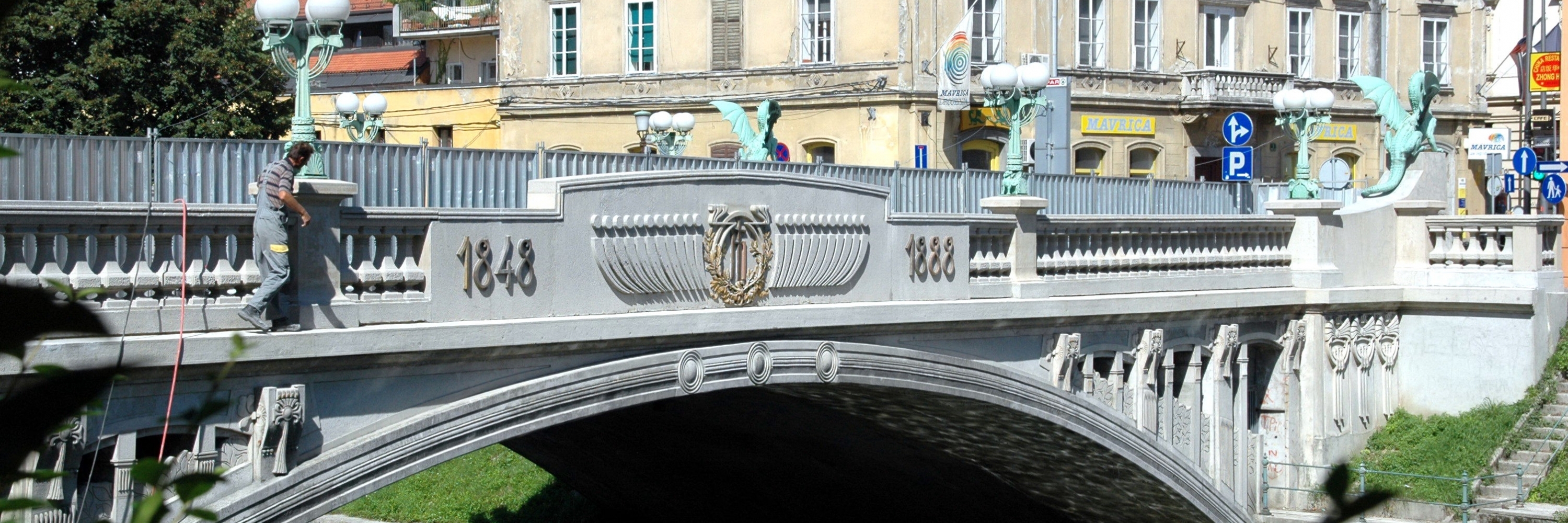 Cầu Rồng ở Ljubljana (Dragon Bridge)