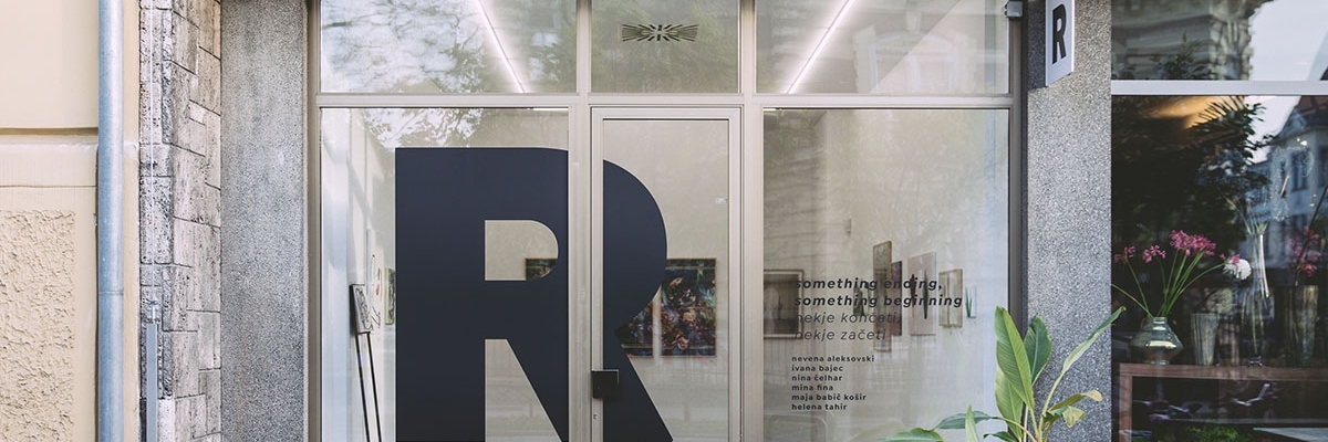 Không gian phòng trưng bày Ravnikar (Ravnikar Gallery Space)