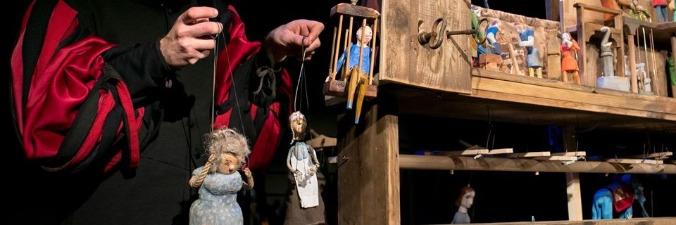 NHÀ HÁT NHỎ (MINI TEATER)