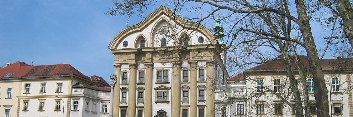 Nhà thờ Ursuline của Chúa Ba Ngôi (Ursuline Church of the Holy Trinity)
