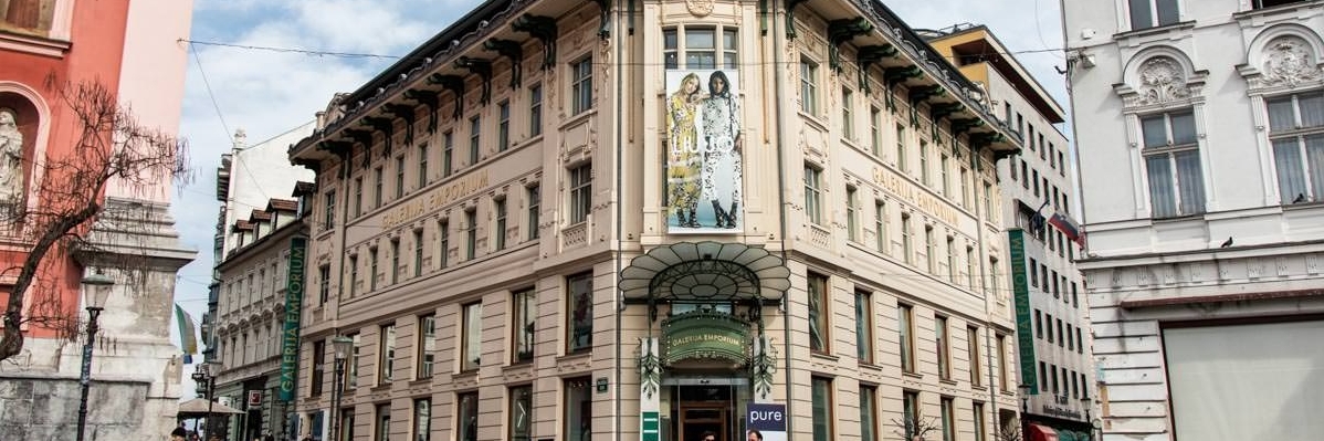 Tòa nhà Urbanc- Galerija Emporium (Urbanc Building)