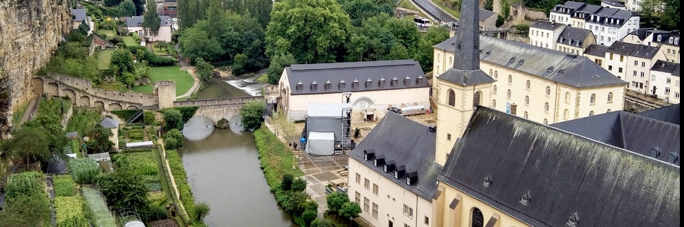 Tu viện Neumünster (Neumünster Abbey)