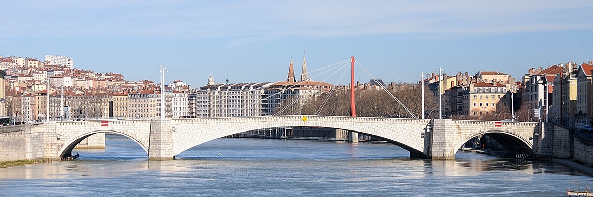 Cầu Bonaparte (Bonaparte Brigde)