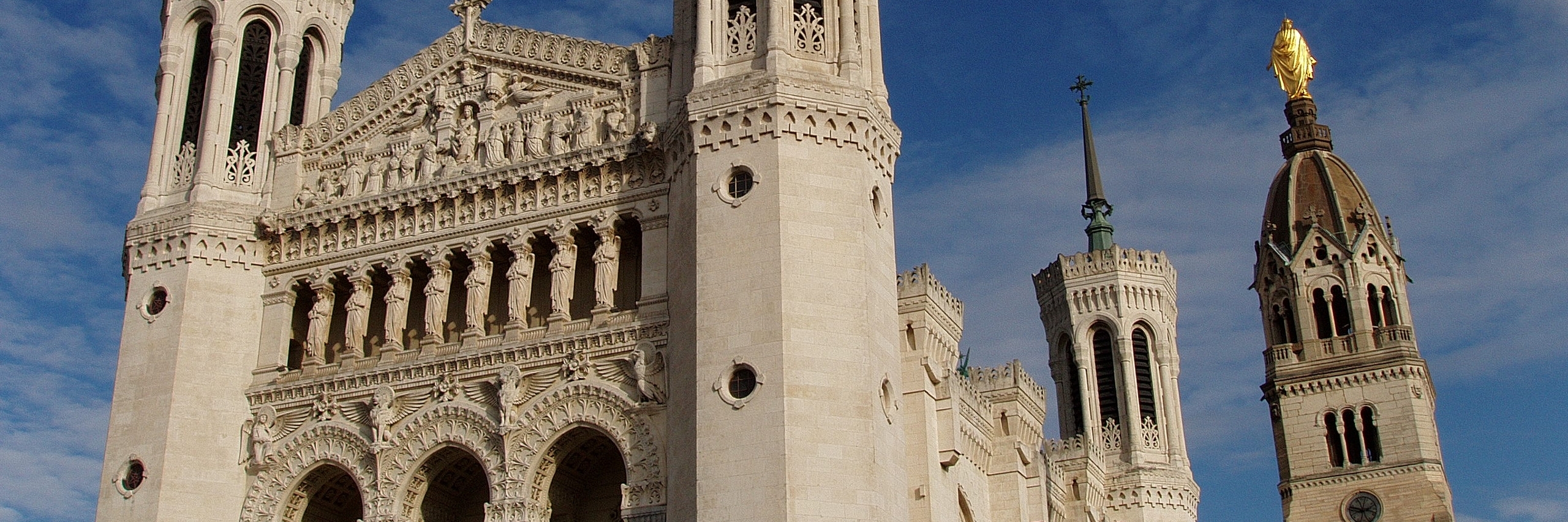 Nhà thờ Đức Bà Fourvière (Basilica of Our Lady of Fourvière)