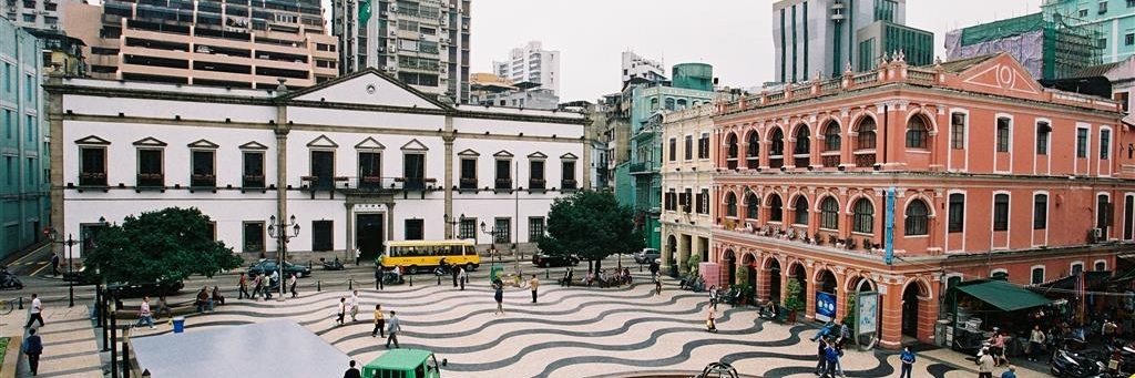 Thượng viện trung thành - Tòa nhà Leal Senado (Leal Senado Building)